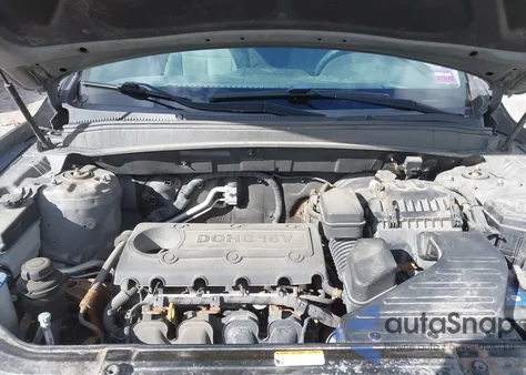 2011 Hyundai Santa Fe Gls from USA, damaged, VIN 5XYZGDAB3BG022274